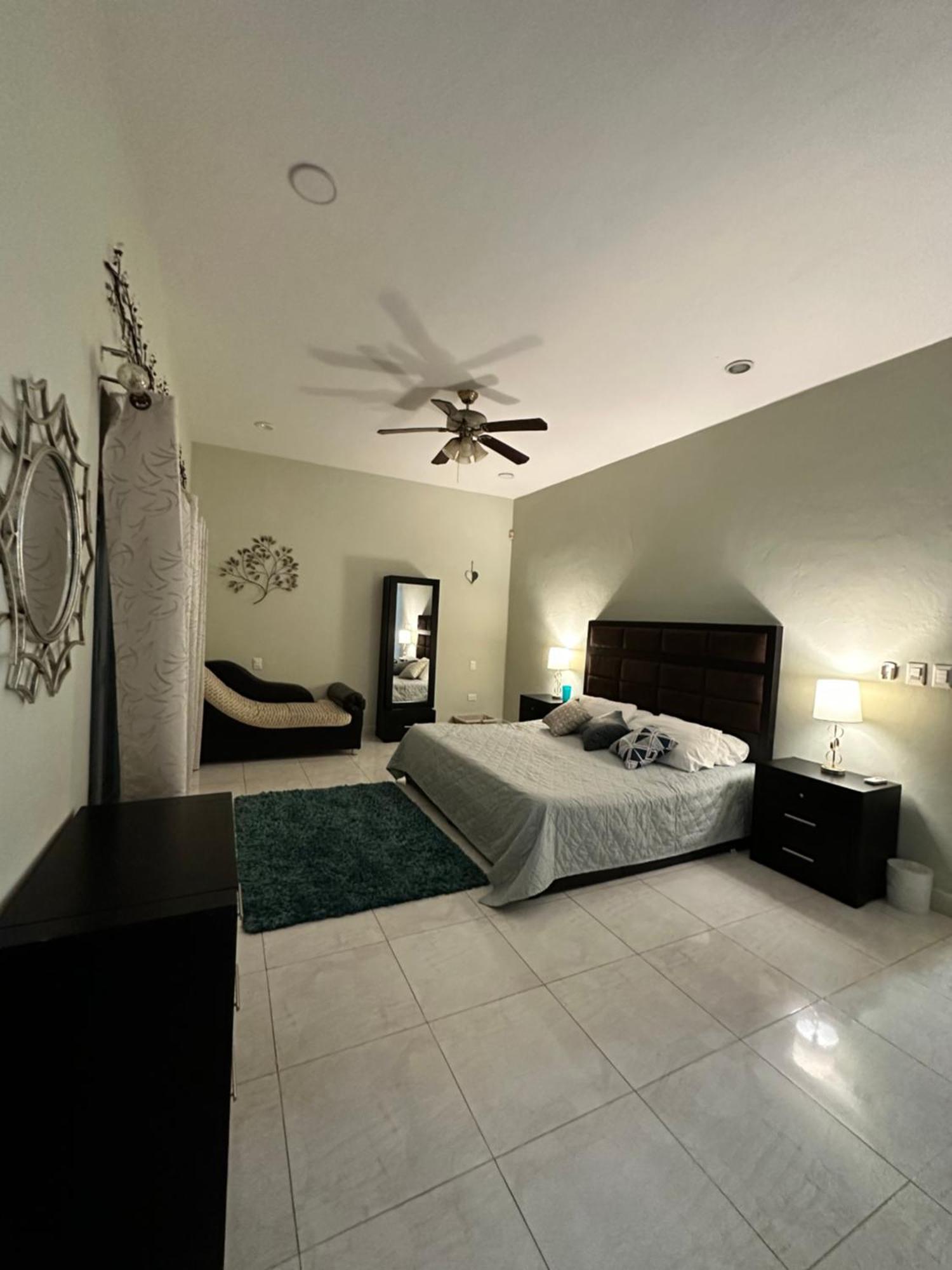 Casa Sasha's Mini Palace Bed & Breakfast Cancun